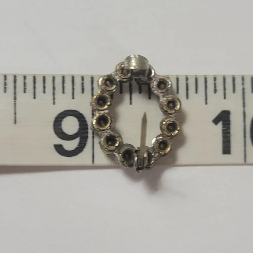 Early Rhinestone Oval Pin Clear Rhinestones Gold Tone Metal